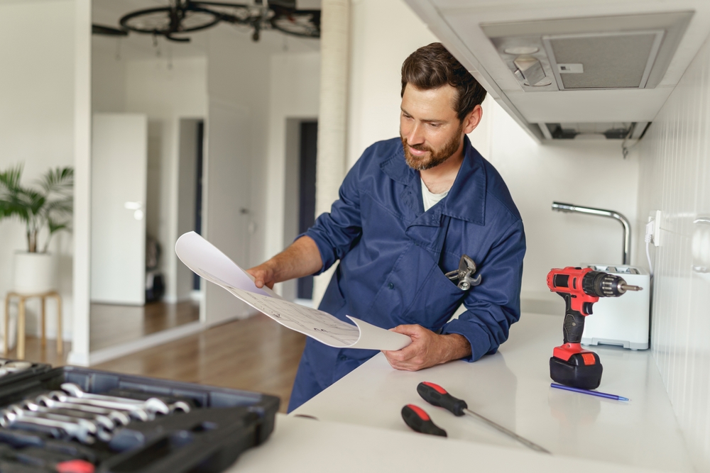 Czym zajmuje się ślusarz? Zakres usług i przykłady