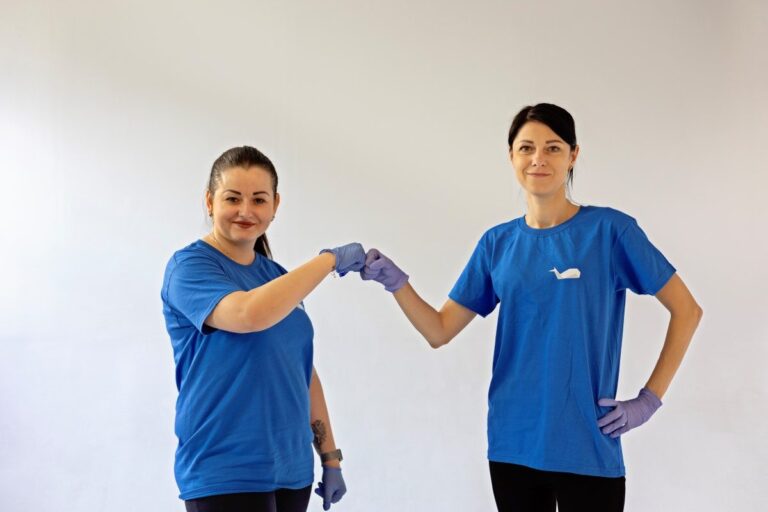 Cleaning Lady in Krakow or Professional Cleaning Company? What’s the Better Choice for Your Home