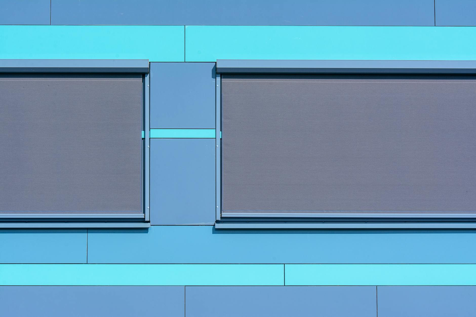 Jak Przygotować Mieszkanie Przed Myciem Rolet w Krakowie