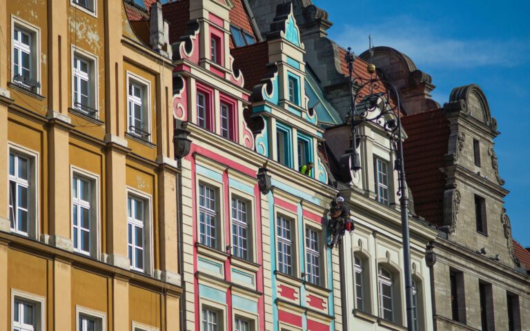 Pranie pościeli i ręczników dla apartamentów w Krakowie